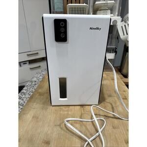 NINESKY CT2 DEHUMIDIFIER FOR HOME 95 OZ WATER TANK 800 SQ.FT - White *